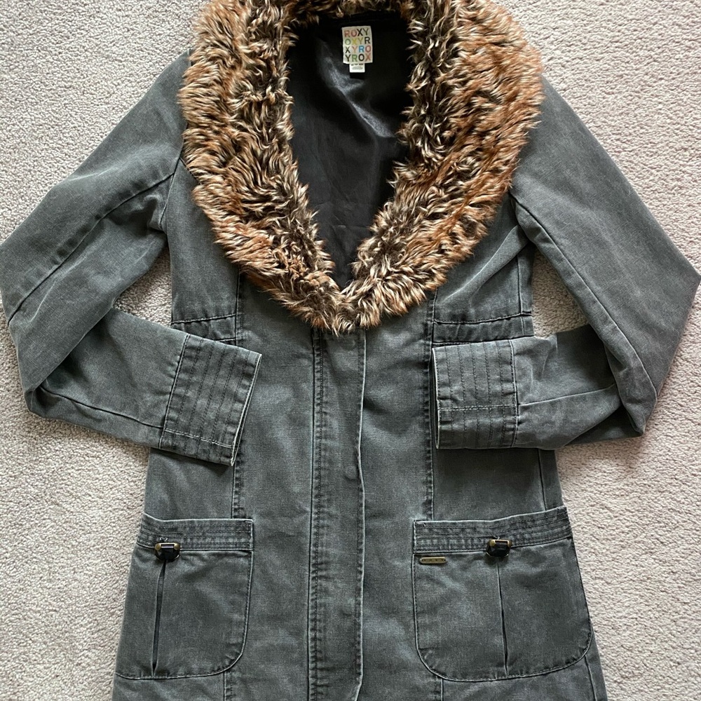 Jacket made by Roxy. XS size.